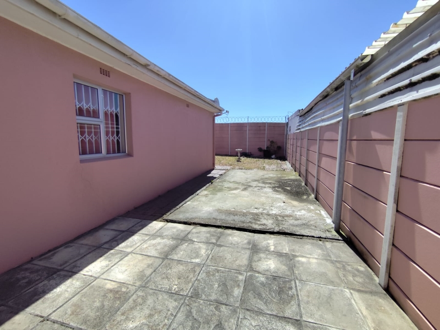 3 Bedroom Property for Sale in Ottery Western Cape